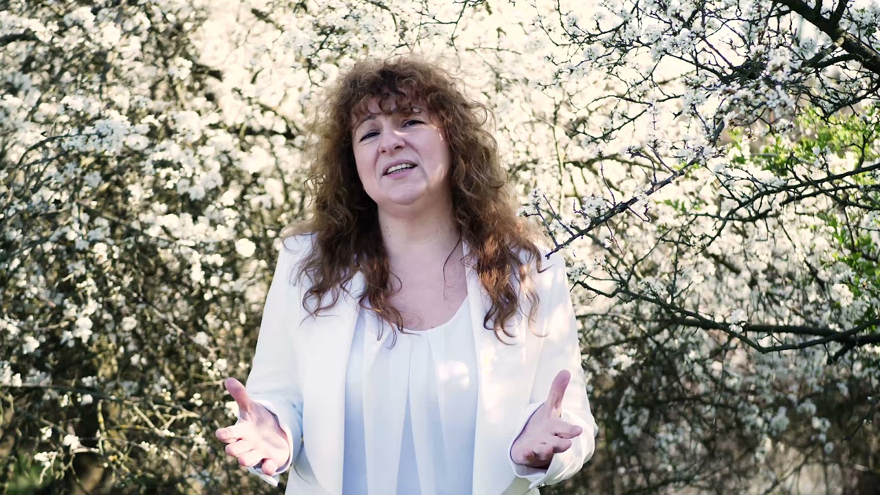 Ela Julcut -  Mi-ai dat suflarea Ta [ OFFICIAL VIDEO]