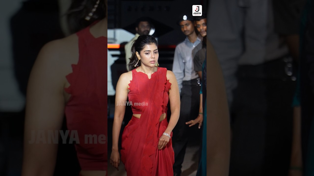 Actress #Kalyanipriyadarshan Visuals #KothaLokah #SuccessCelebration #DulquerSalmaan #Trend #Viral
