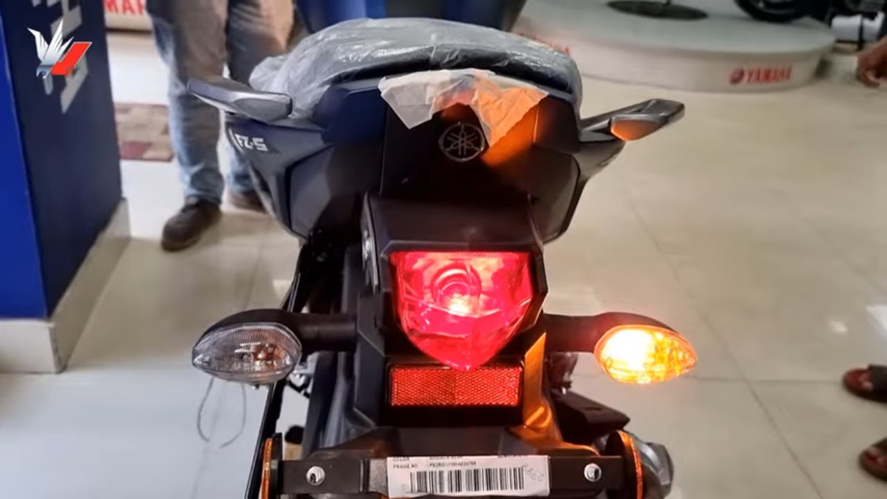 Yamaha [ FZS - V2 - Fi ] Yamaha 150cc best motorbike | FZS V2 Fi Review & Details info 2022