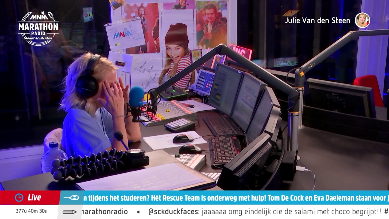MNM: Julie moet huilen van het lachen door luisteraar Nele