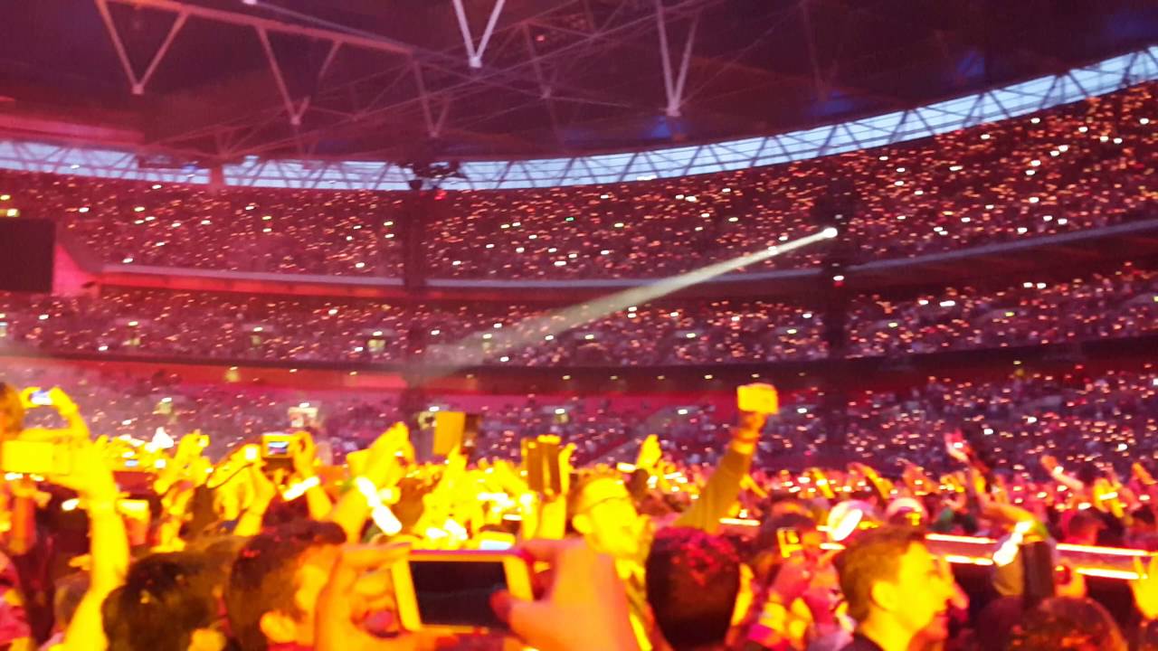 Coldplay - Fix You (HD) - Wembley Stadium - 16th June 2016
