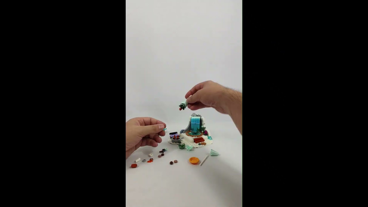 Super Speed Build - LEGO Friends 41760 - Igloo Holiday Adventure
