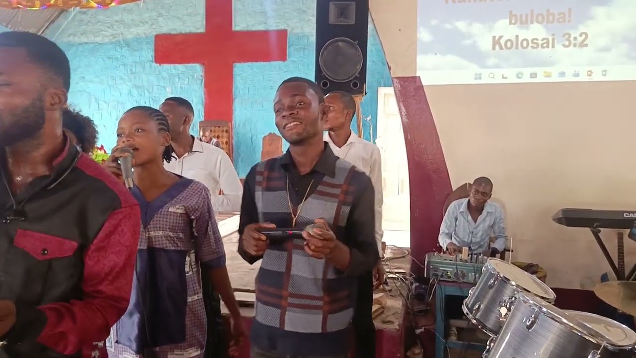 Orchestre de la paix Yesu ukuatshishe