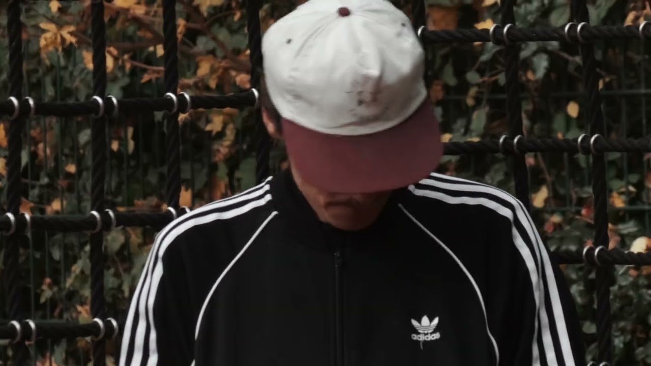 SWEED - Keep On Falling (Official Music Visualizer)