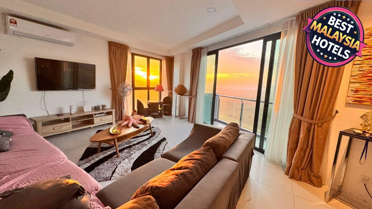 Saradise Kuching 3BR Merriton Luxury Condo Balcony | Kuching, Malaysia | Hotel Review 🏨