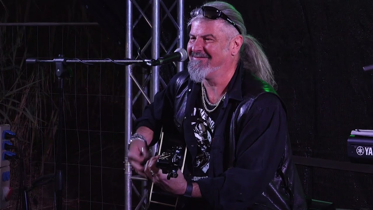 04. HTRB ACOUSTIC - NUMBER 2 - VARGA KOCSMA ECSER - 25. 10. 03. - part1