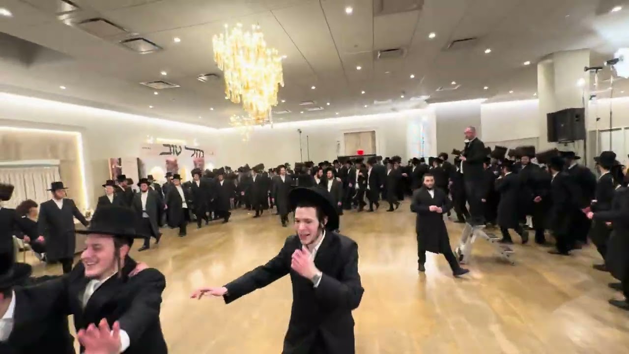 Weiss Wedding | Singer Levy Falkowitz & Shira Choir | Avrumi Berko Production