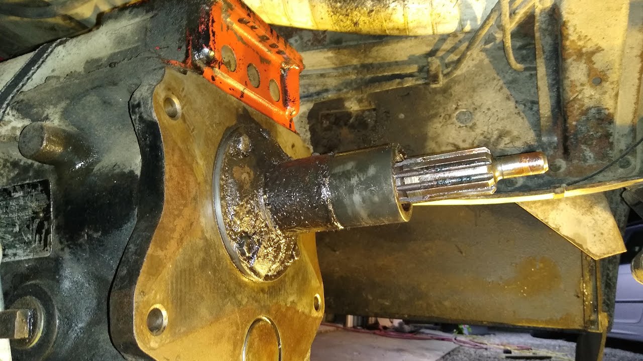 Turner T5A 300 Series Bedford Bus Gearbox Removal and Front Seal Replacement