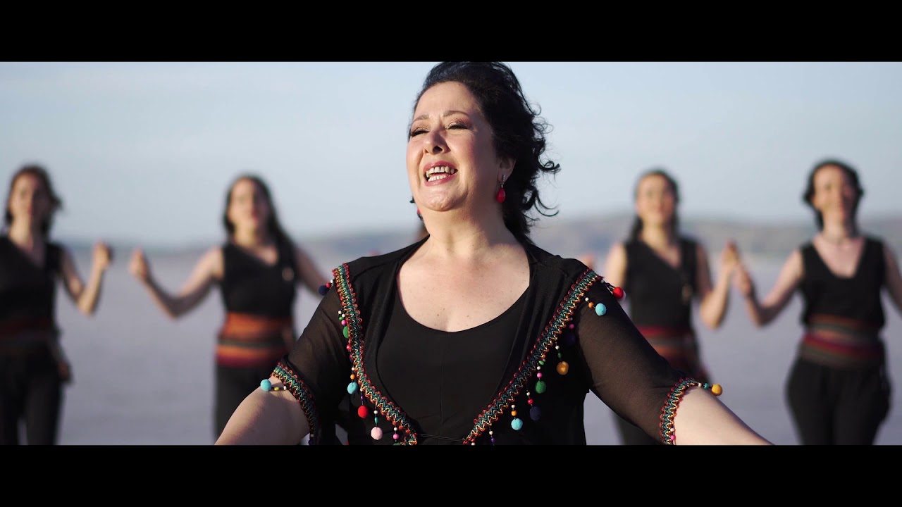 Emel Taşçıoğlu & Hekimler Söylüyor - Bir Dalda İki Elma