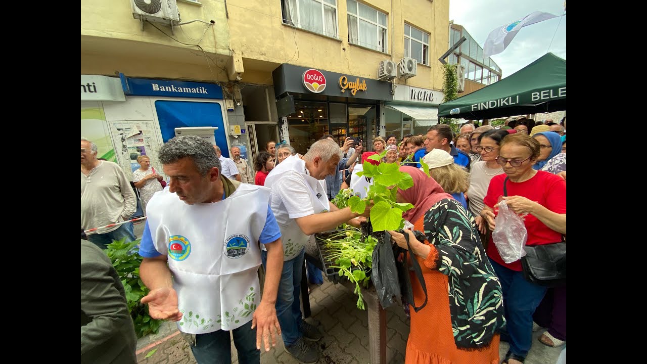 Rize’nin Fındıklı ilçesinde 'Geleneğimize ve geleceğimize sahip çıkıyoruz Fındıklı'da meci var'