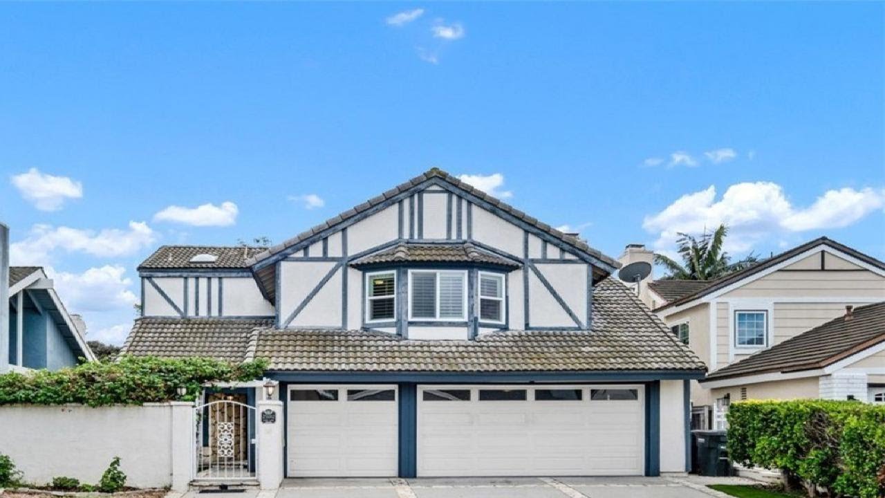 25012 Carol Lane, Laguna Hills, CA Presented by The Bishop Team.