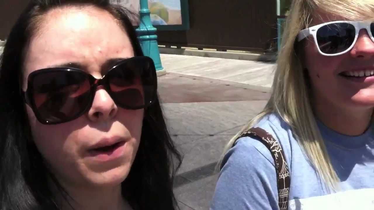 VLOG- Disneyland! Is This ACTUALLY The Happiest Place On Earth?!