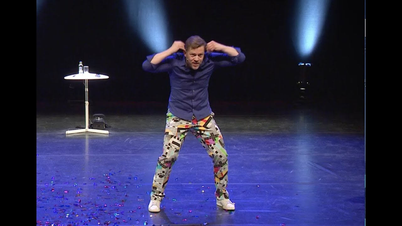 Cabaretier Max van den Burg - AMOK  (complete show)