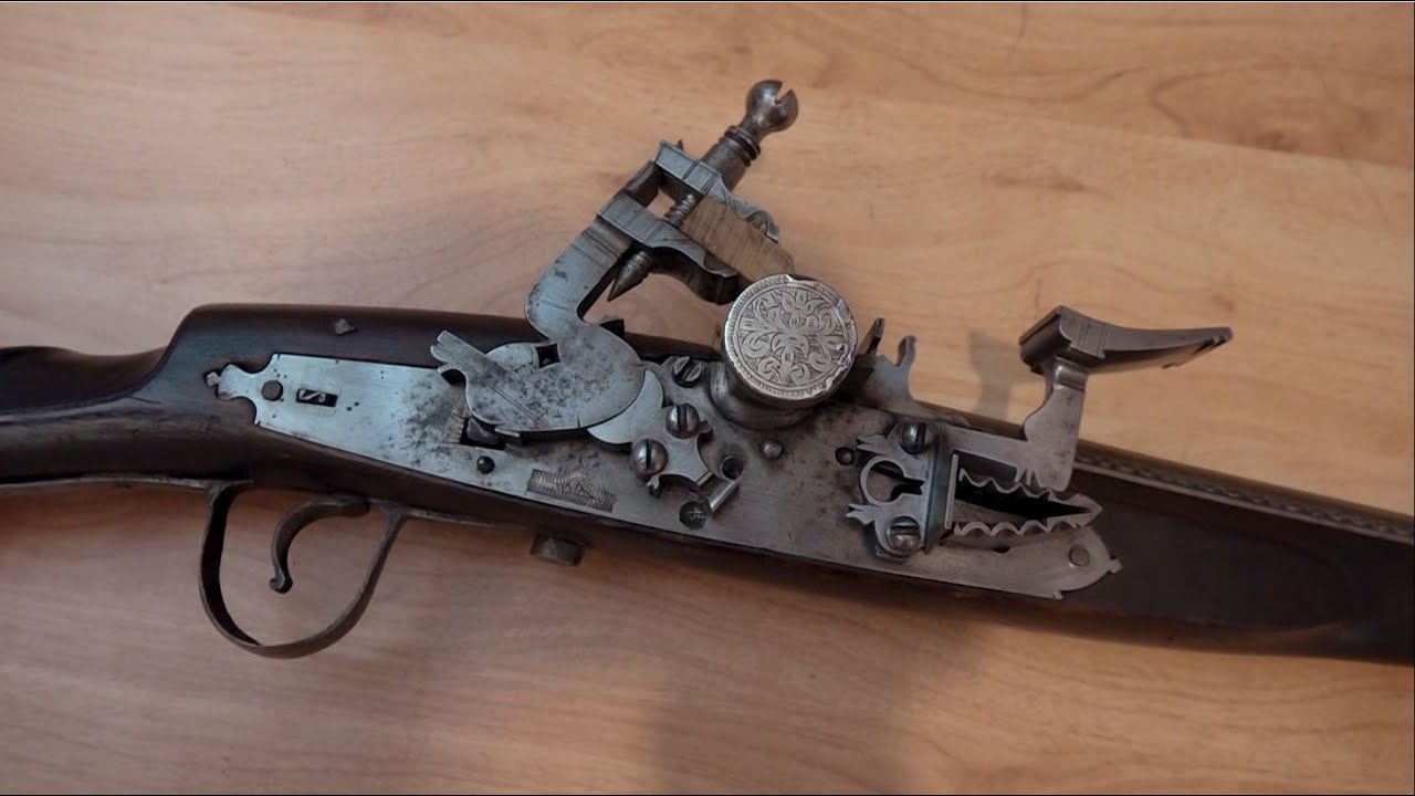 Evolution des armes à feu du 15ème siècle au 20ème siècle.