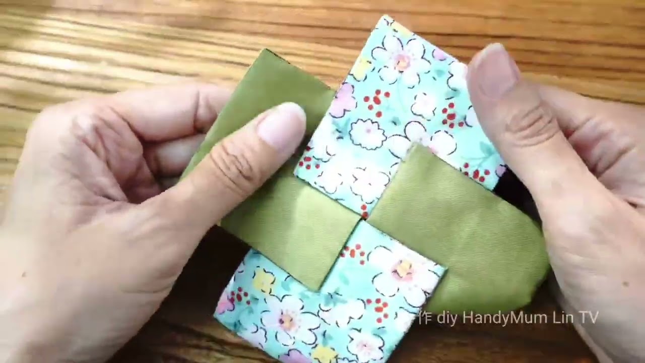 💎Fabric Scrap Upcycling: DIY Warm Gift Box