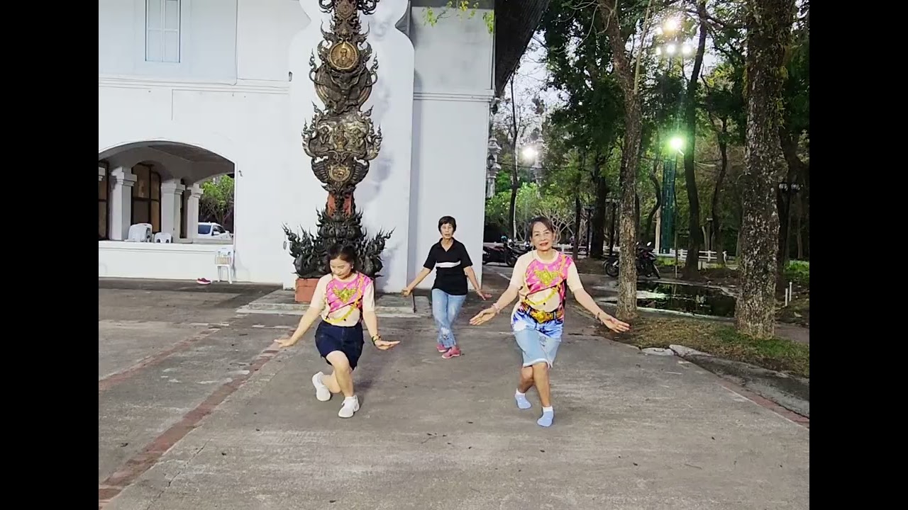 เพลงสุขล้นเชียงราย.#ครูนีนี่ไลน์แดนซ์ #dance .#เชียงราย 