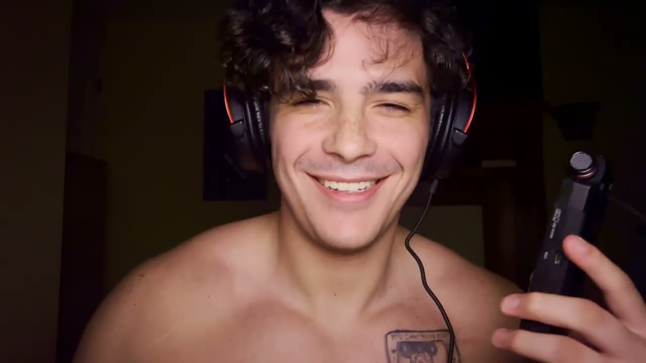 ASMR New Mic Mouth Sounds, Mic Triggers, Whispering and more :)