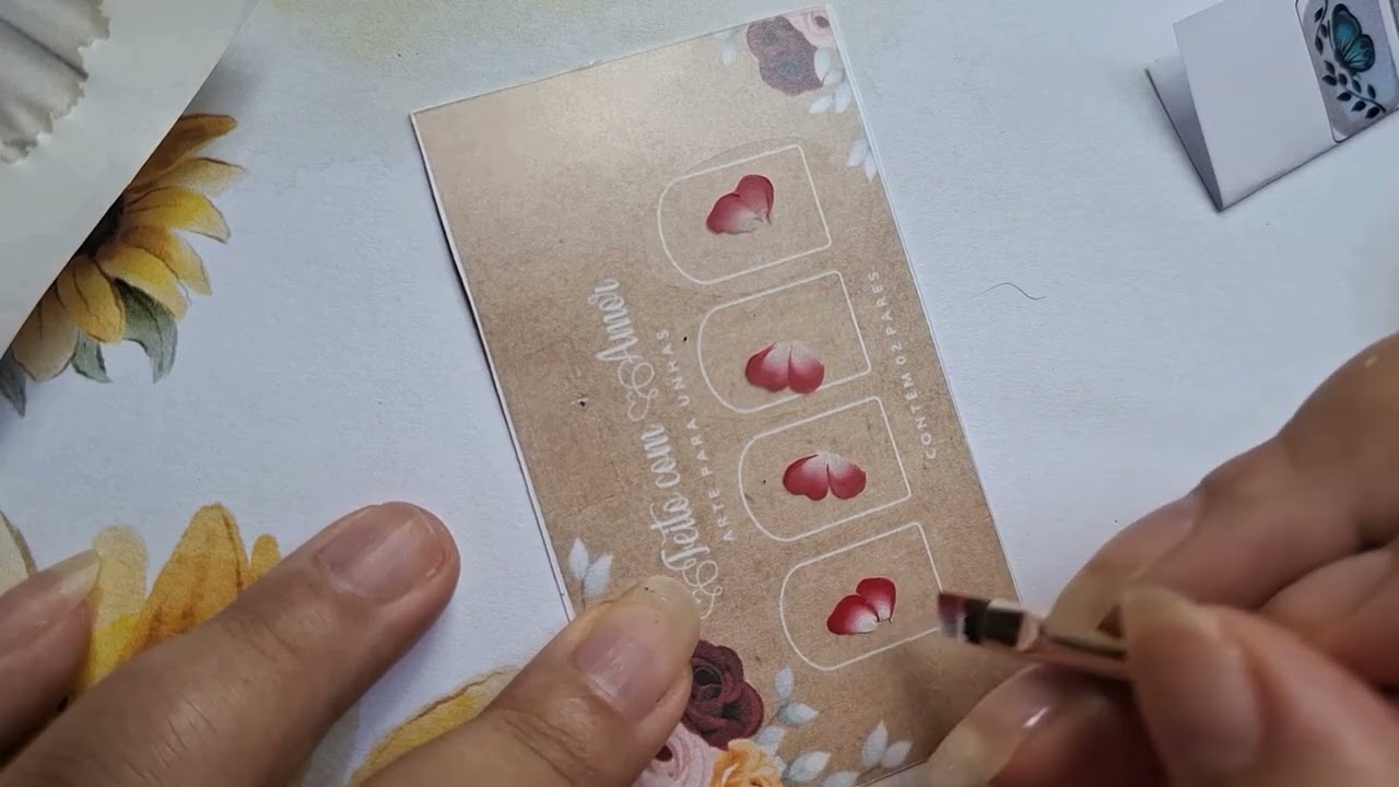 Adesivos de Unhas - Modelinho 26 (Borboleta Matizada com traços)