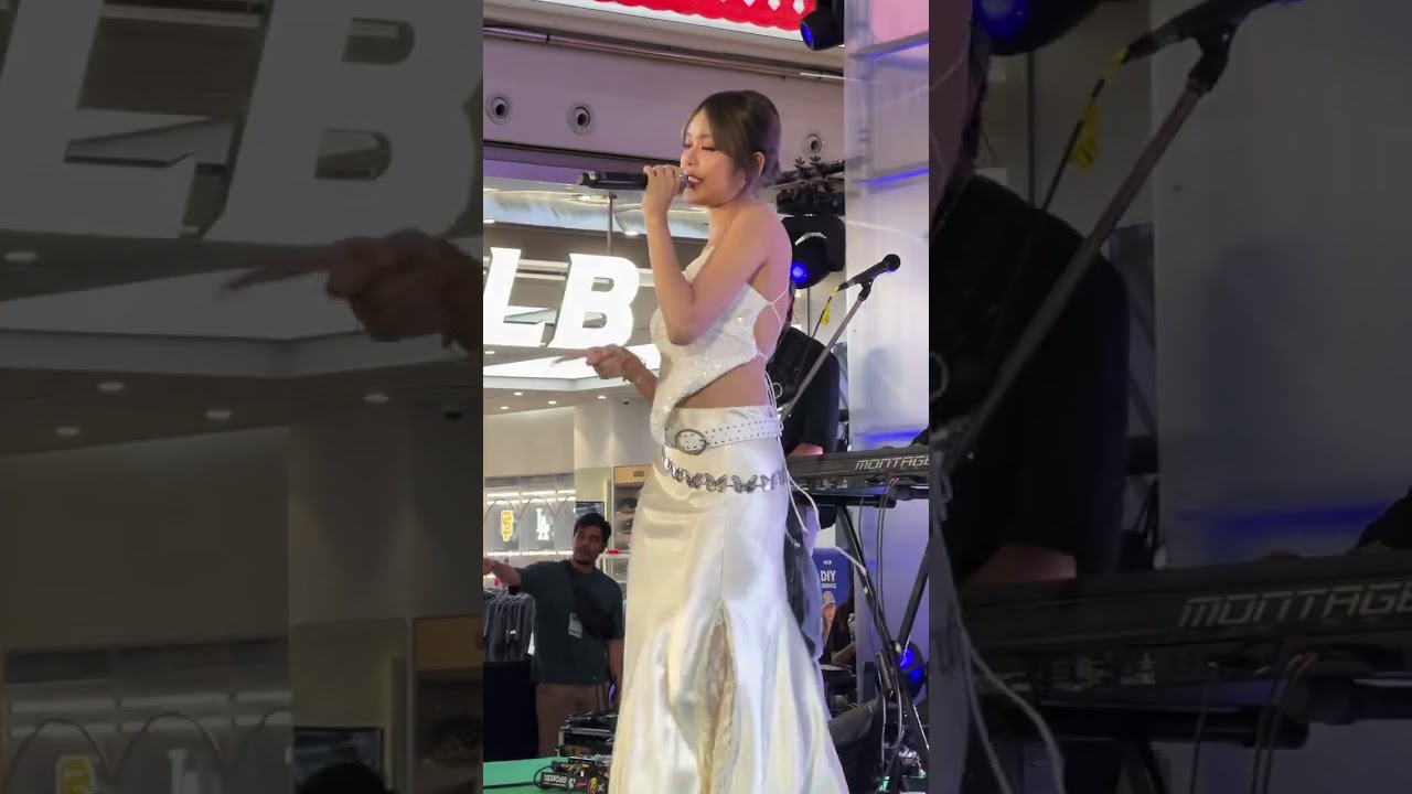 [Fancam] MOBYe - มีใจทำไมไม่จีบ (ASAP) [4K] 20251019 @Melody of Life 16 , Central World