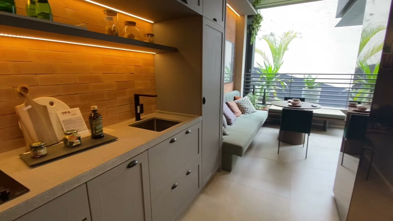 STUDIO NA VILA MARIANA COM DECORAÇÃO ESTILO INDUSTRIAL