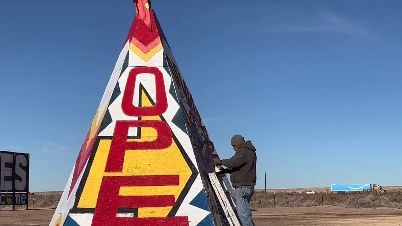 EMSSTREETART 40 : INDIAN ART CENTER ARIZONA