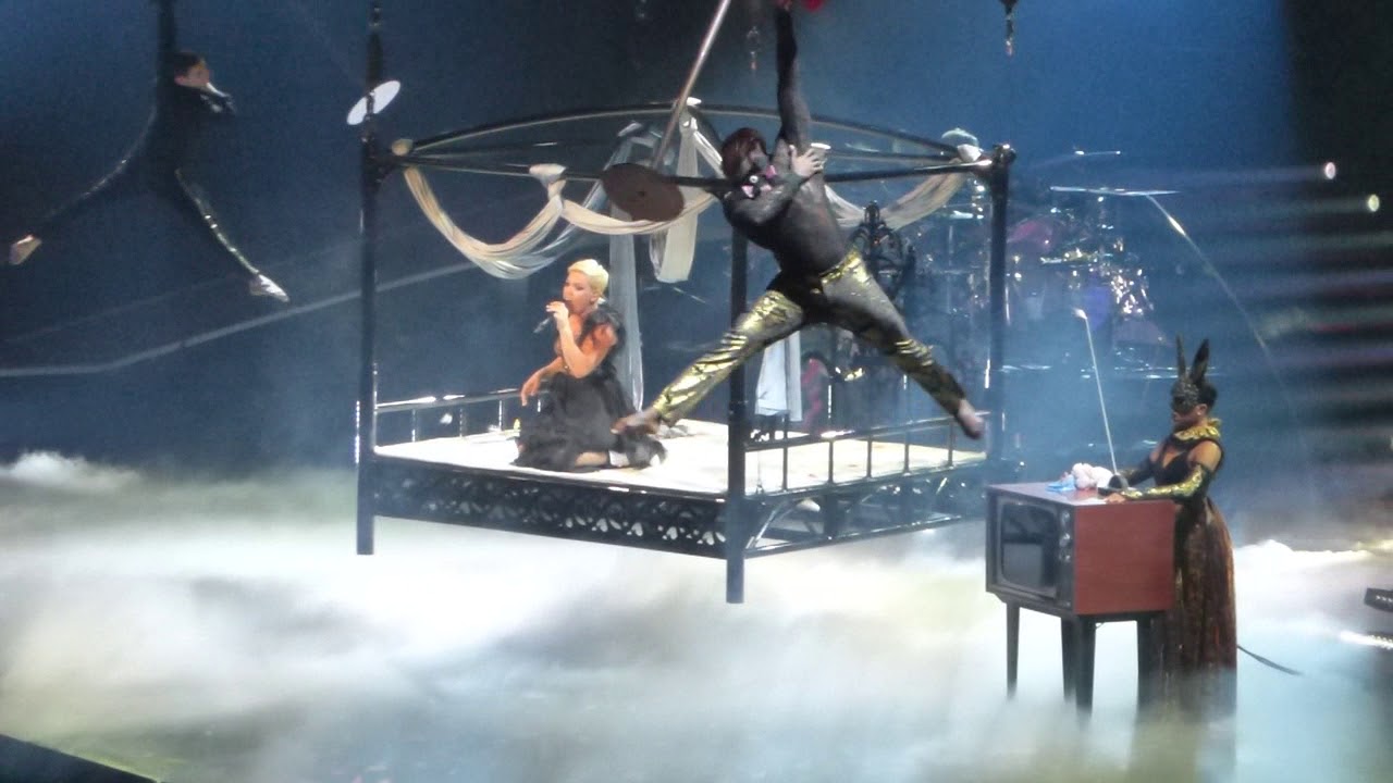 Pink  Talking Stick Arena Phoenix  03 02 18  Part Nine