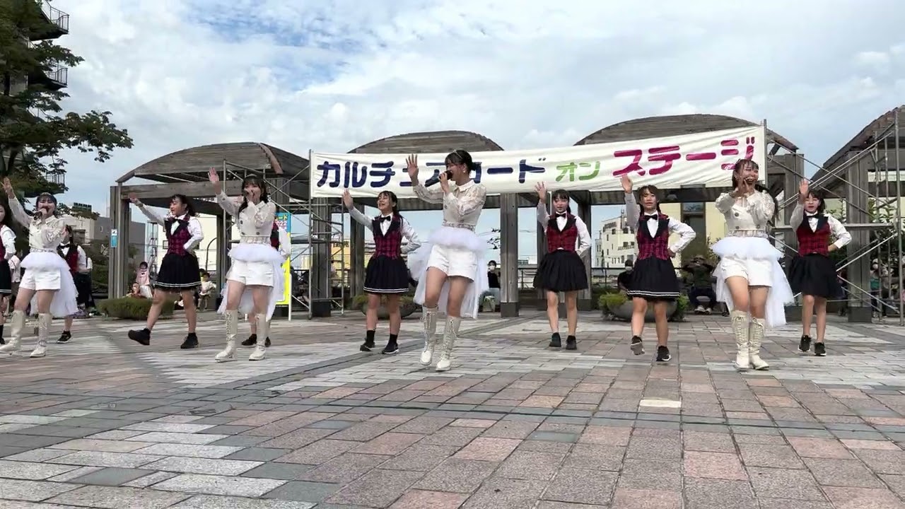 りんご娘　だびょん　弘前カルチュアロード9月18日