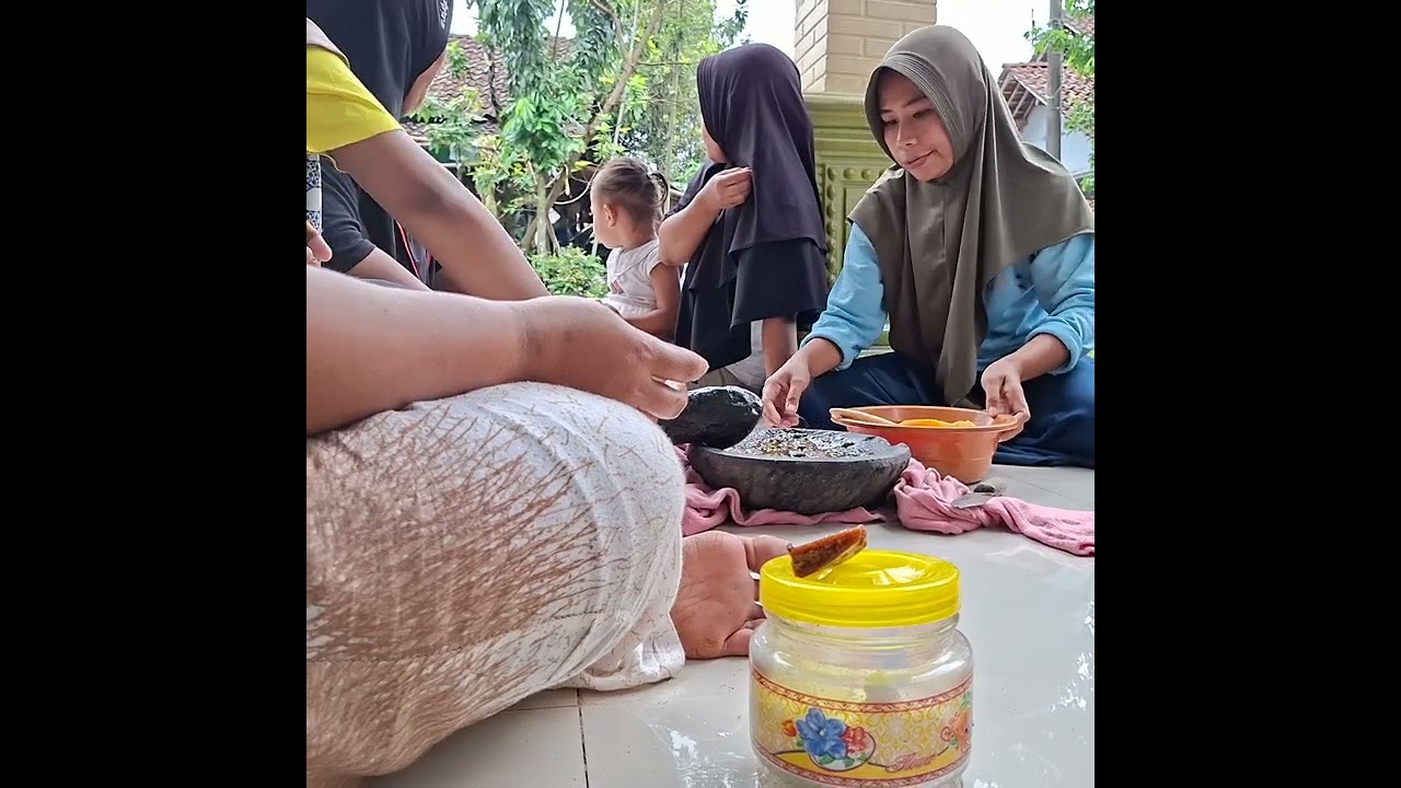 Kegiatan mbelgedes sebelum ketahuan CEO nya 😂