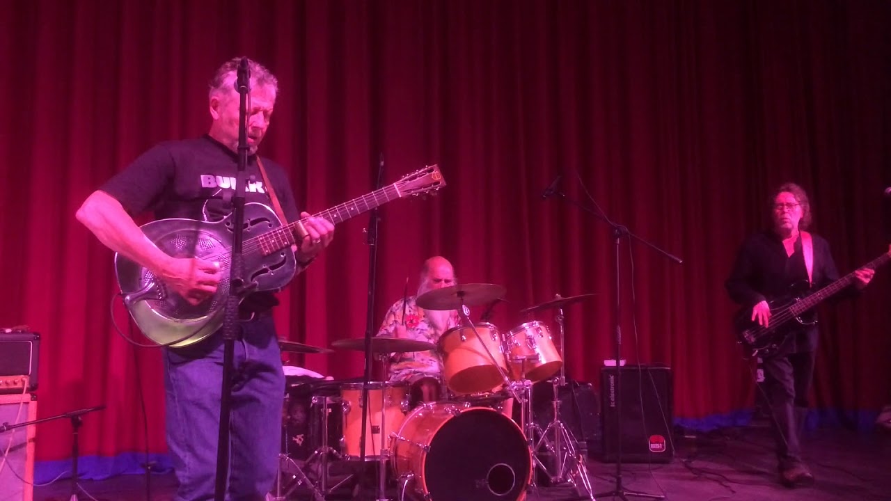 Roger Hubbard Band (Buick 6) - Cypress Grove Blues - Kino Teatr St Leonards