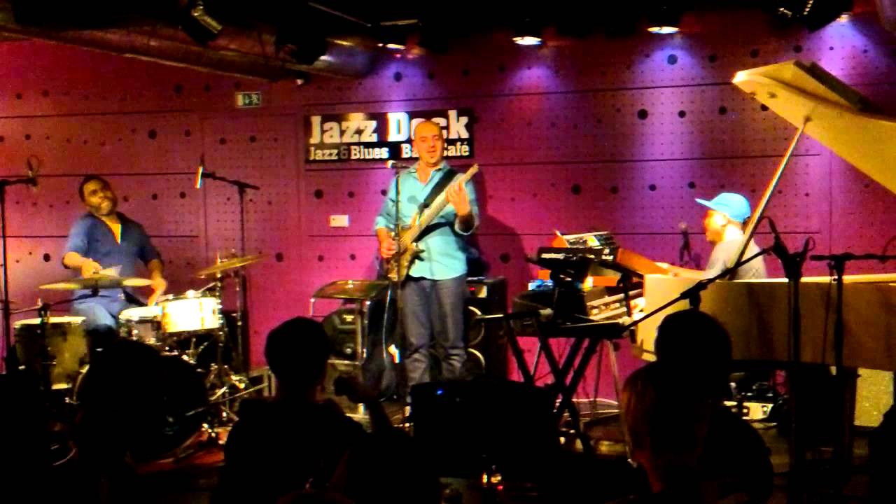 NOW VS NOW - SEVEN WAYS / 7 Ways (Jason Lindner/Panagiotis Andreou/Nate Smith)