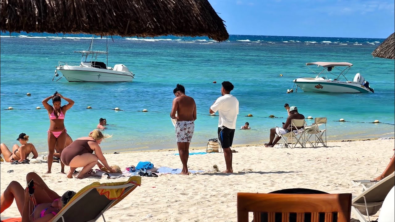 Trou-aux-Biches Beach – The Most Beautiful Lagoon in Mauritius 🇲🇺🌊