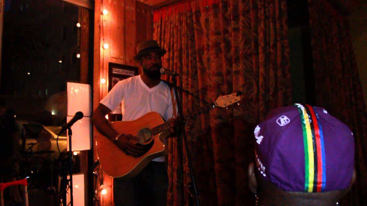 @MarcosLuis ,Host of @OneMicNite &trade; intros Guest performer @LenXiang