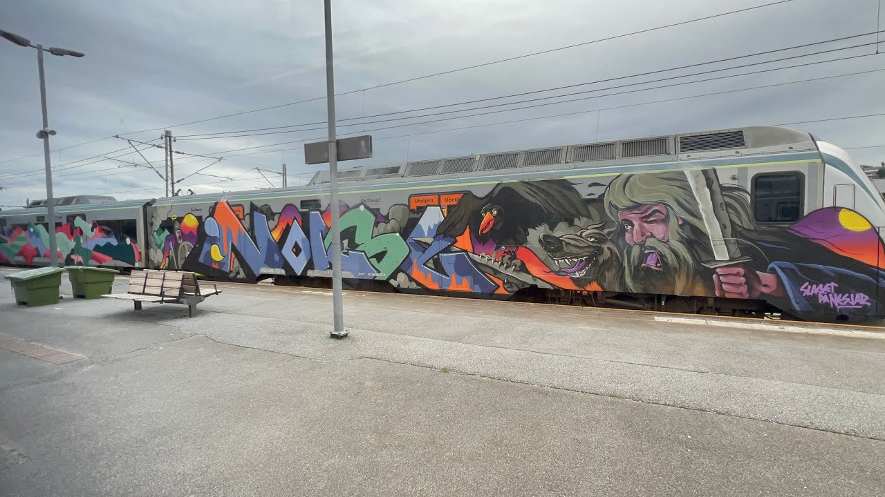 Graffiti om the goahead train to stavanger