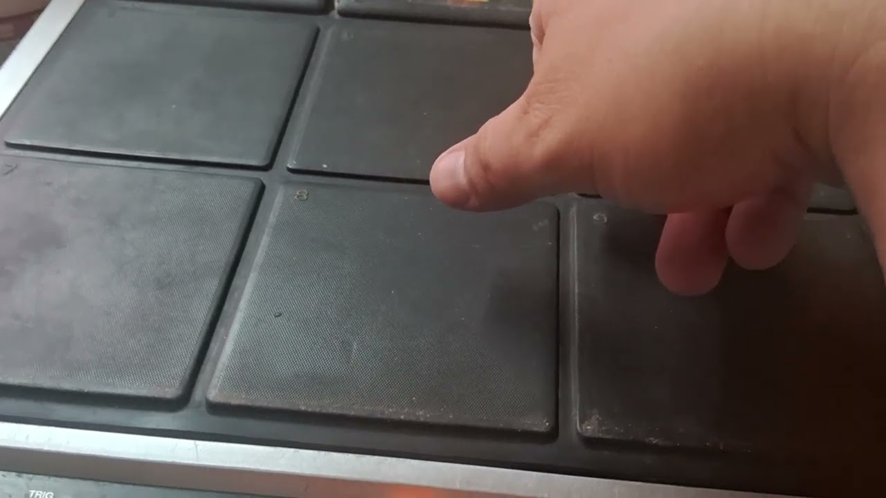 Reparación Roland SPD-S con falla en display y flex de contactos de los pads