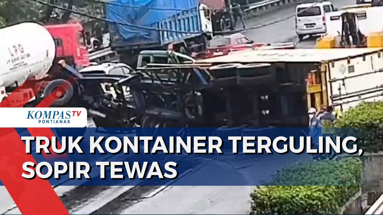 Kecelakaan Tunggal Truk Kontainer Terguling di Tol, Sopir Tewas
