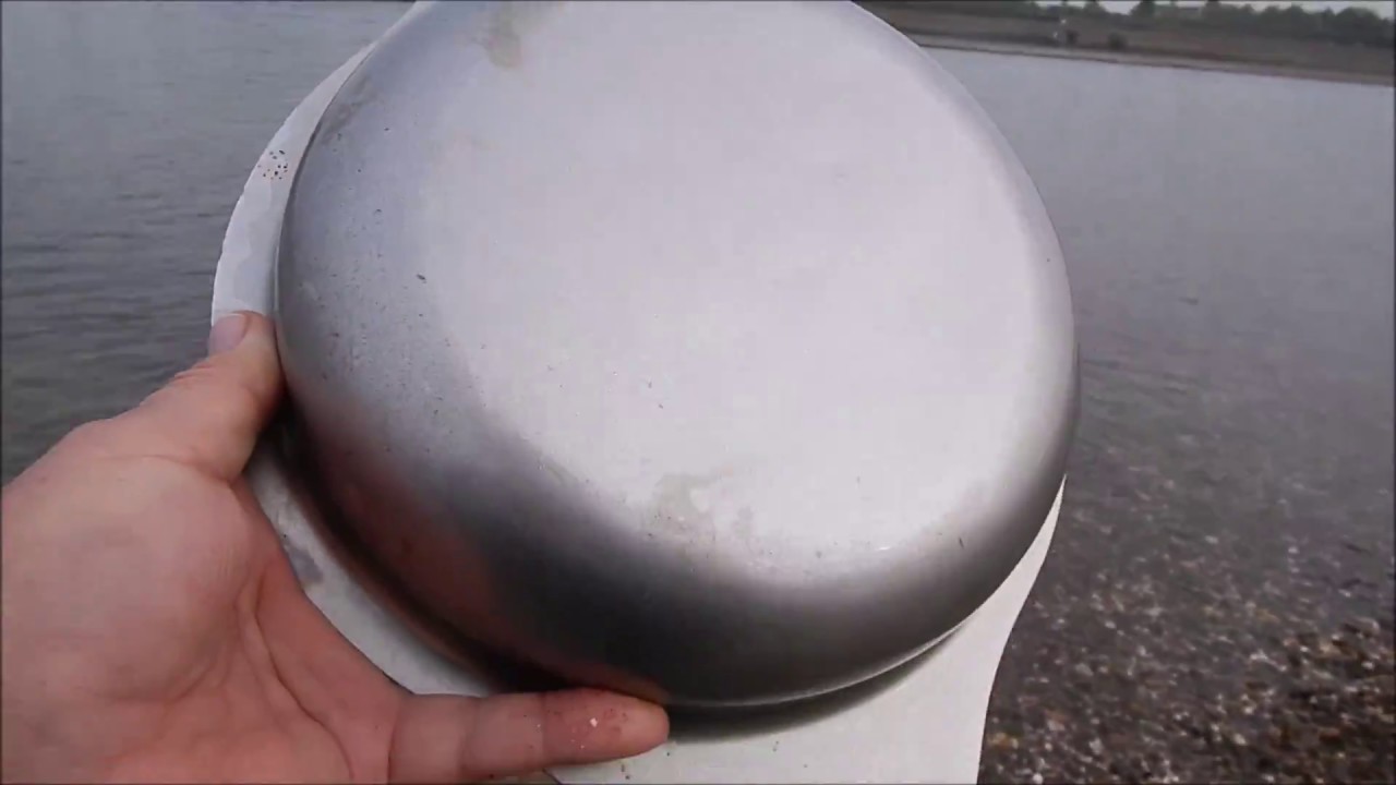 Niedrigwasser Rhein Schatzsuche Pegel D&uuml;sseldorf 38 cm