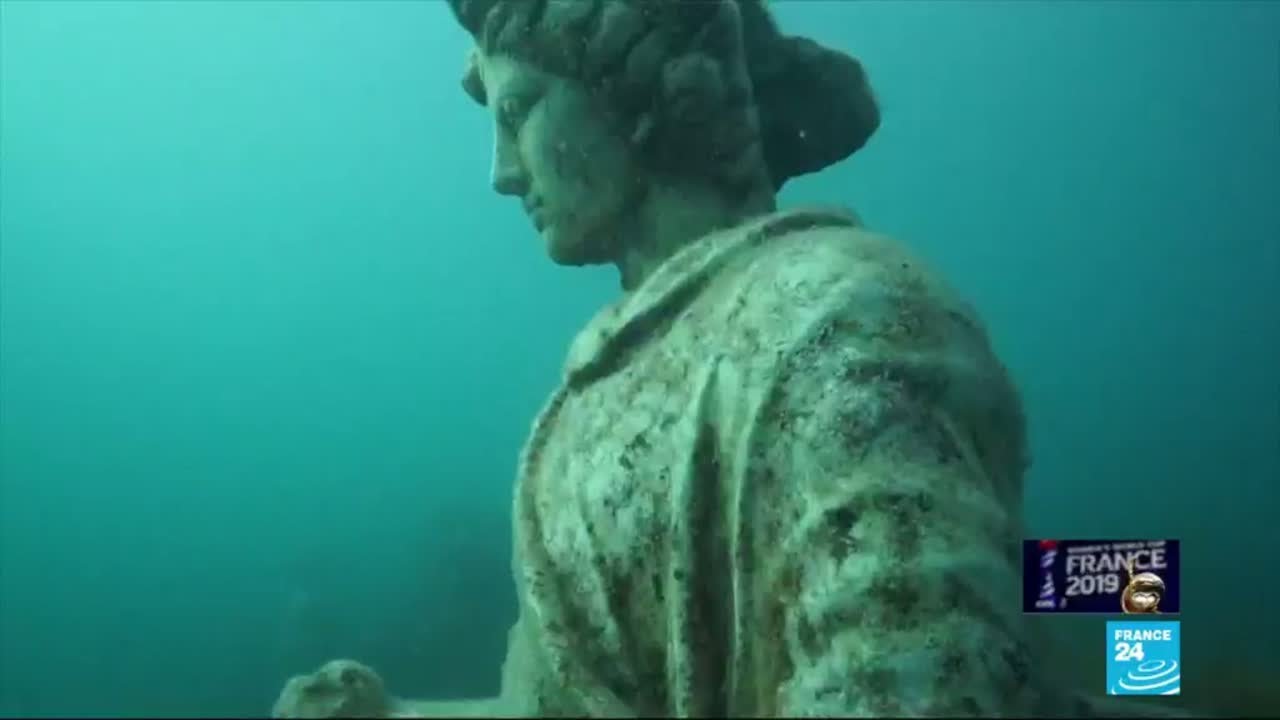 Discover the sunken Roman city of Baiae, near Naples
