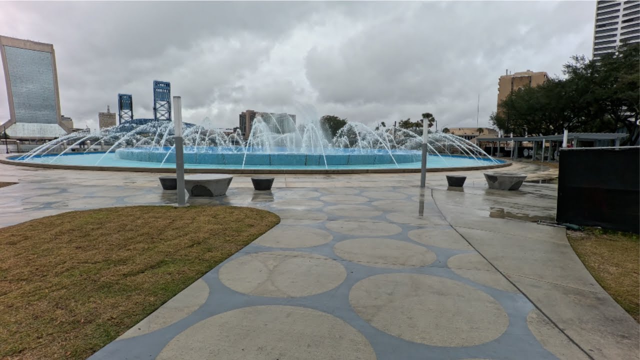 Friendship Fountain to Downtown Walk, Jacksonville, FL