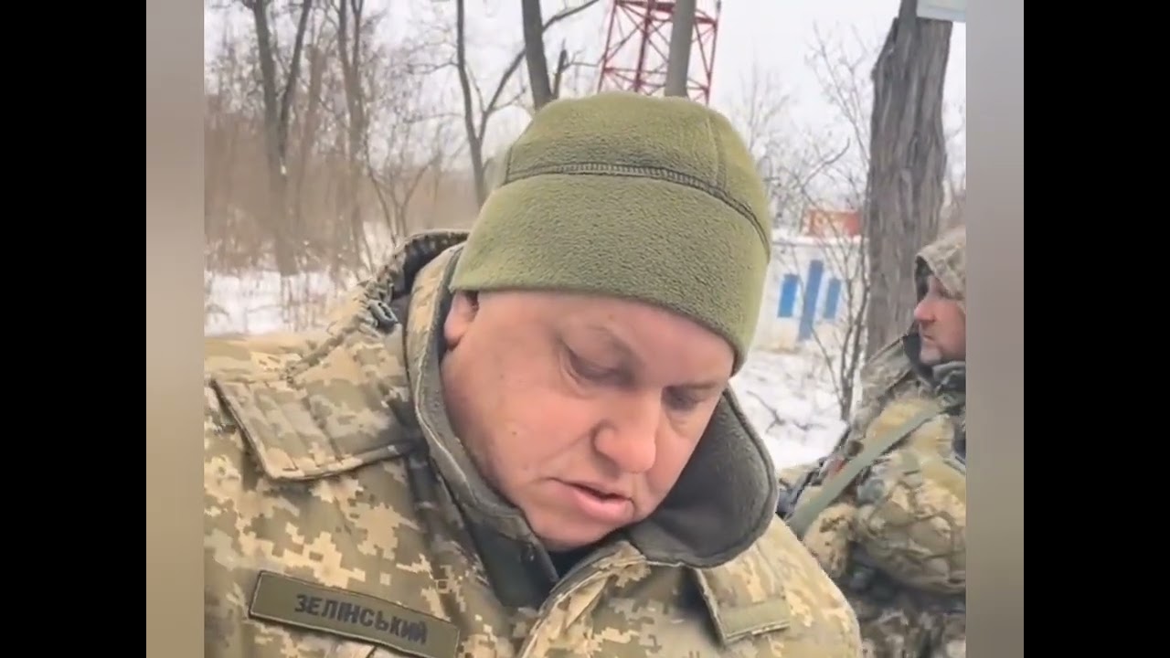 Водій відшиває тцкашних puderiv з автоматом