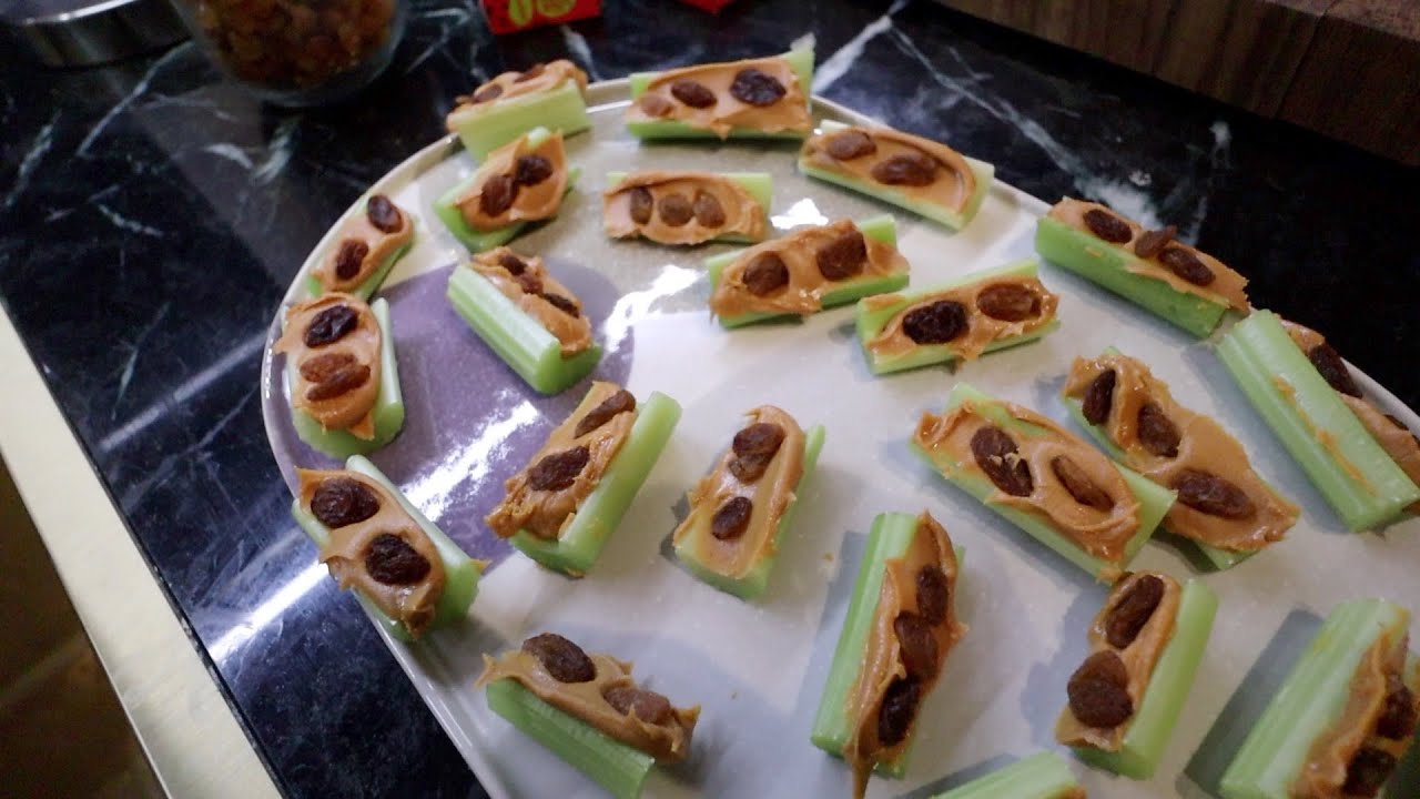 Recept gevulde selderij met pindakaas rozijnen | Vloggloss 2982
