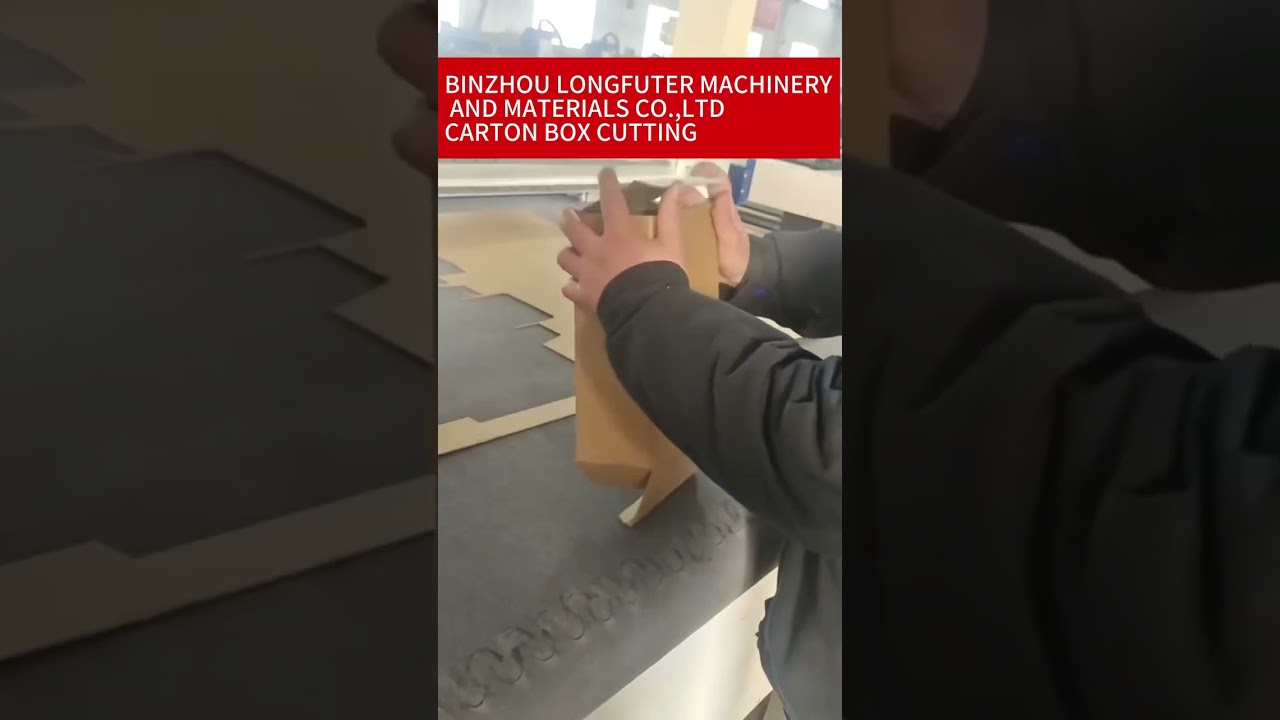Large Format Flatbed Digital Cutting MachineCutting