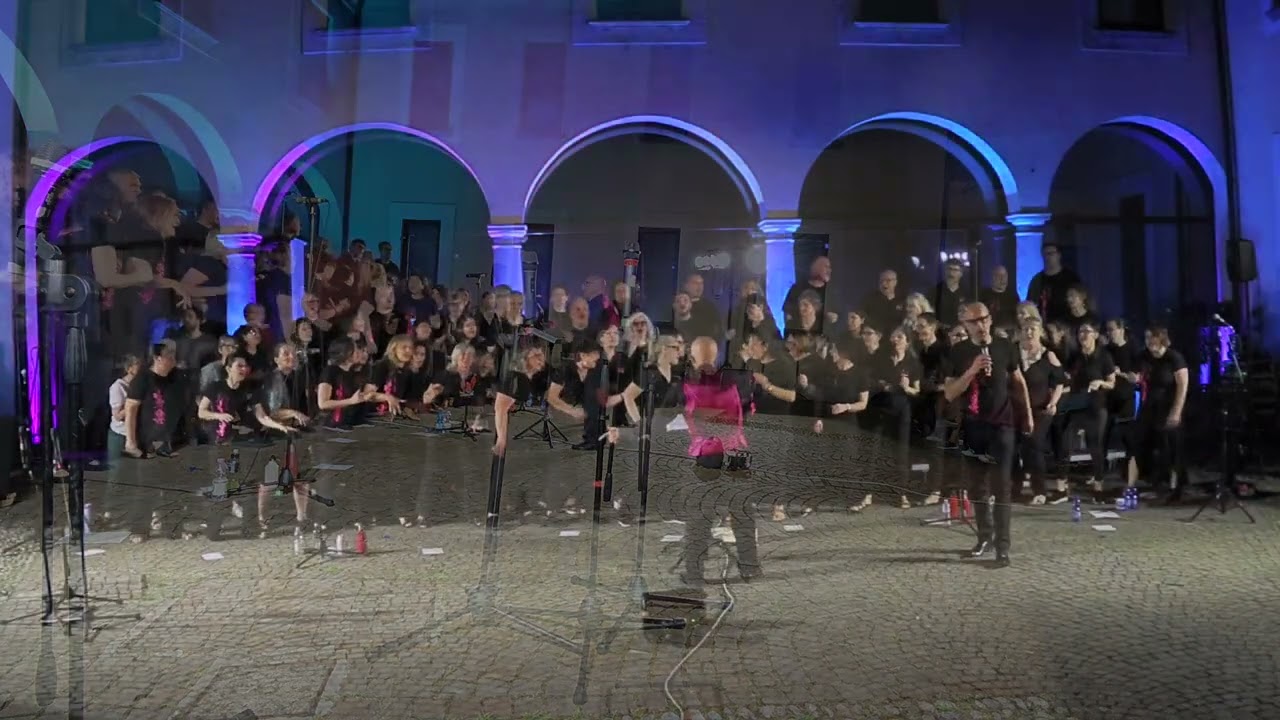 Diesis e Bemolli Gospel choir, Coro Gospel Voci x Voi. Do Not Pass Me By