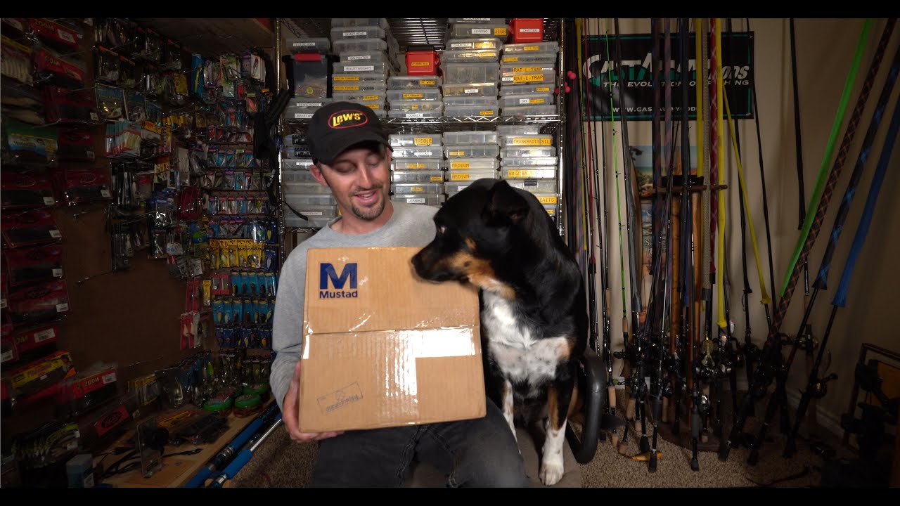 Mustad Hooks (Unboxing My HUGE Hook Order)
