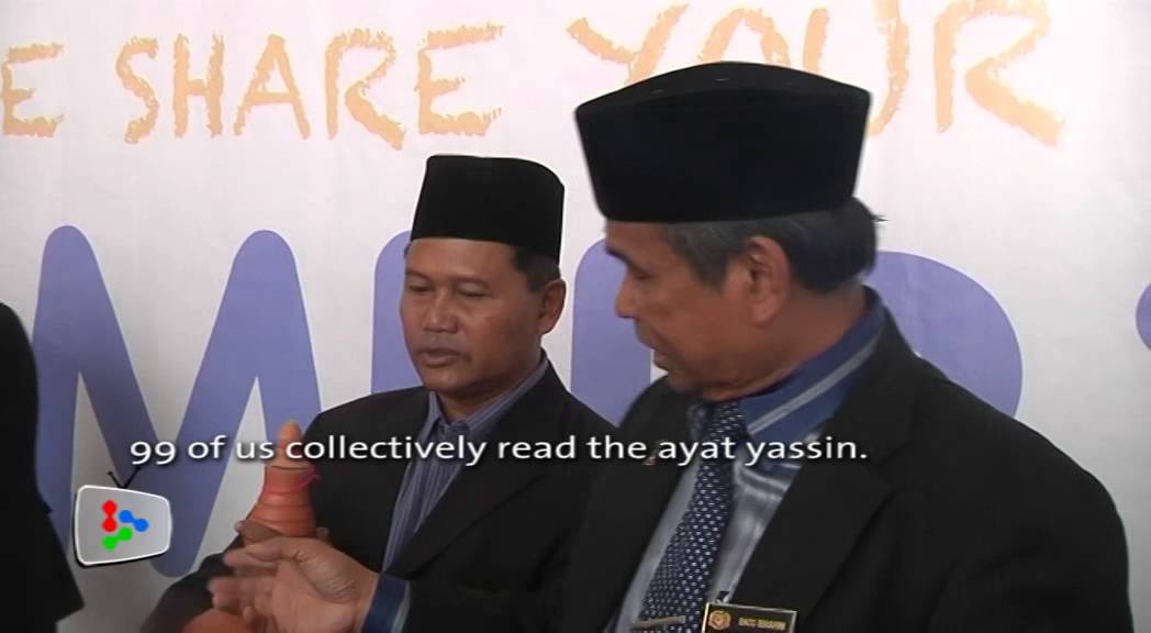MH370: Bomoh uses 'magic carpet' to find Boeing