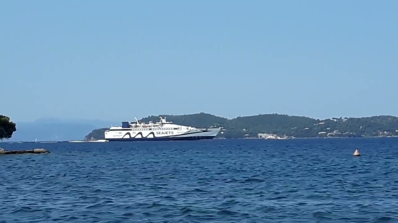 Super Star - Superunner Jet - Express Skiathos in Skiathos 10/7/2023