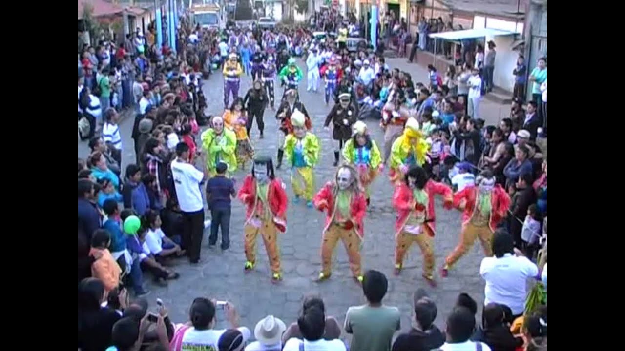 baile de disfraces Julio avila 2014