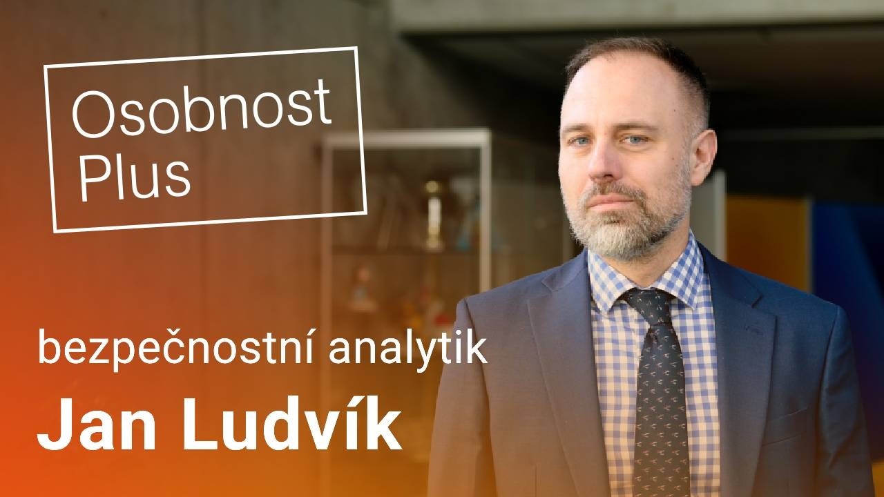 Jan Ludvík: Kdyby měla Ukrajina jaderné zbraně v roce 2014, možná bychom ruské invazi zatleskali