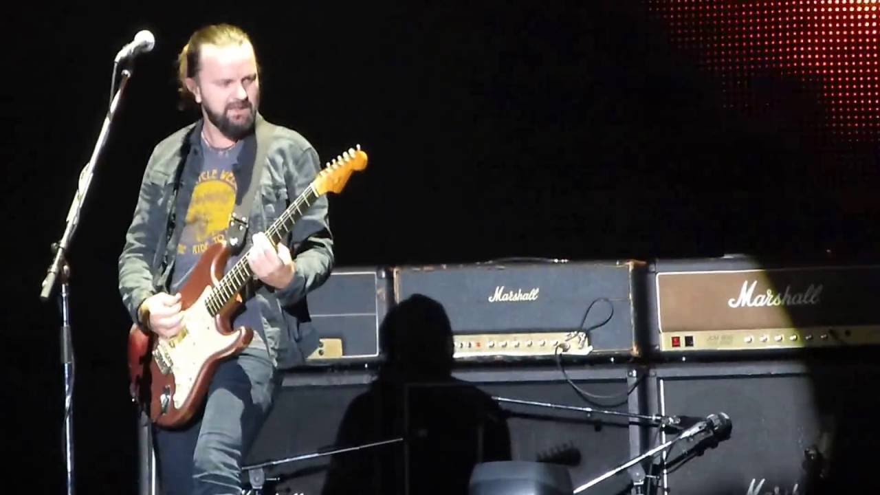 DIZZY MIZZ LIZZY - Barbedwired Baby's Dream [Live at Loud Park 16]