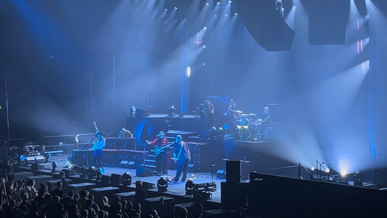 Biffy Clyro @ Bernexpo - Different People - 8 February 2026