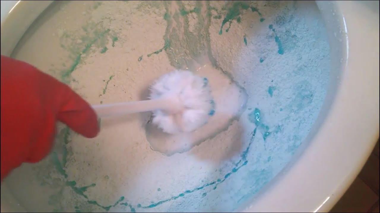 SCRUBBING MY TOILET W/ LOTS OF COMET & DAWN! | ASMR